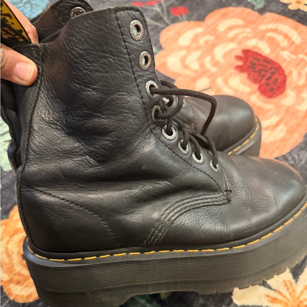 Dr. Martens 1460 Pascal Max Black Lace Up Boots Size 8 - Picture 7 of 7